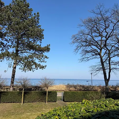 Duenenhaus Garten *